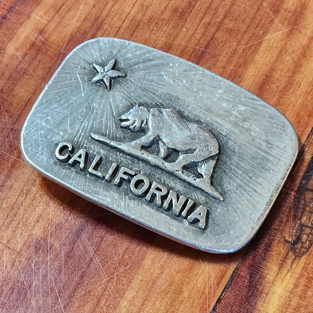 VTG 80s California Golden Grizzly Bear Flag Belt Buckle Silver Western Trucker